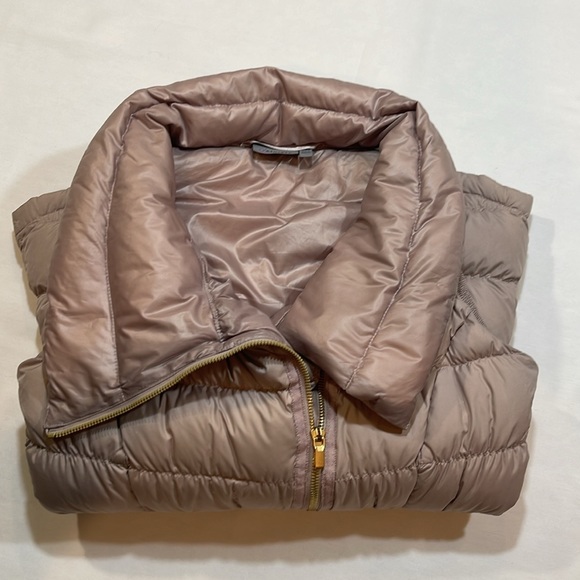 ATHLETA Taupe Goose Down Puffer Vest • XXS • Warm Quilted Zip Front High Collar - Picture 9 of 9